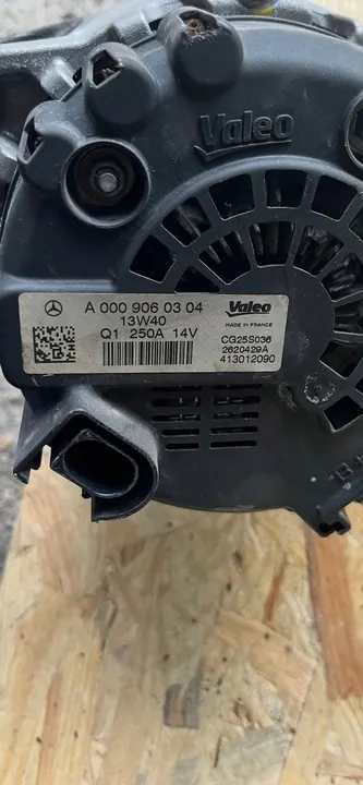 Vaihtovirtageneraattori Mercedes-Benz A 000 906 03 04 image 4