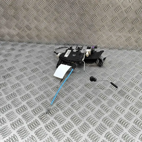 Vänster framdörrslås MERCEDES-BENZ M (W166) A1667200135 image 2