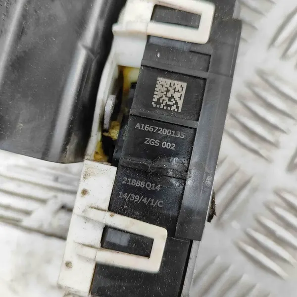 Vänster framdörrslås MERCEDES-BENZ M (W166) A1667200135 image 6