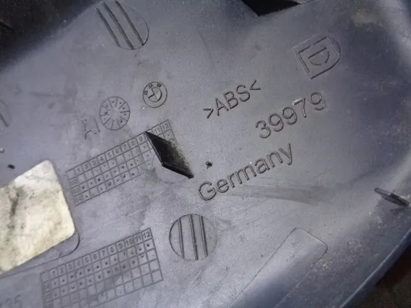 Linker spiegelkap OEM OBUDOWA LUSTERKA BMW E60 image 4