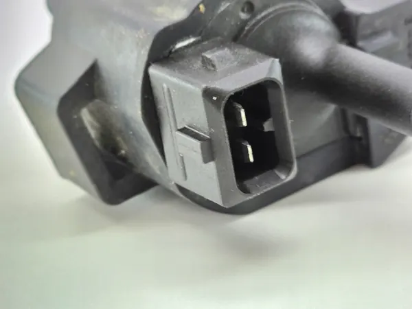 SEAT AROSA / VW LUPO FUEL VENT VALVE OEM 13 90 1 465 030 image 5