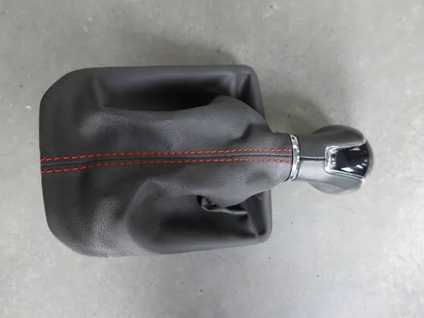 SEAT IBIZA V FR ARONA Fole Alavanca 6 Vel. Linha Vermelha OEM 6F0711113N image 4