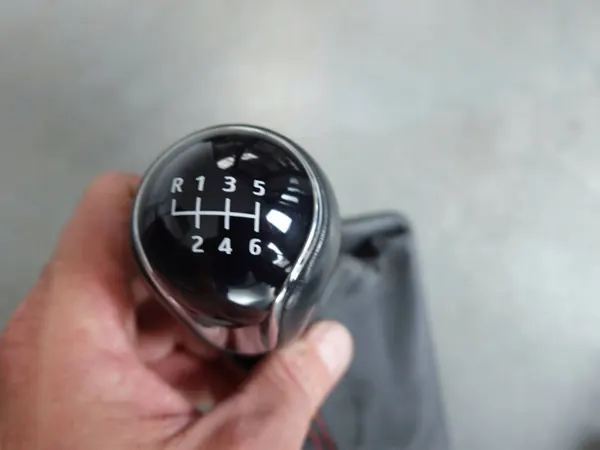 SEAT IBIZA V FR ARONA Fole Alavanca 6 Vel. Linha Vermelha OEM 6F0711113N image 5