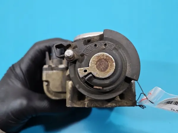 Throttle Body VW Passat B5 1.8 T image 5