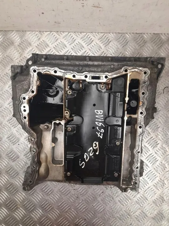 Oljepanna Audi Q7 2017 06E103603BD image 3