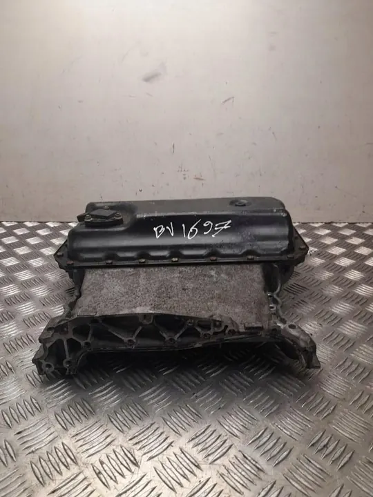 Oljepanna Audi Q7 2017 06E103603BD image 4