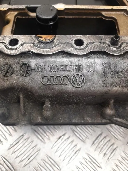 Oljepanna Audi Q7 2017 06E103603BD image 6