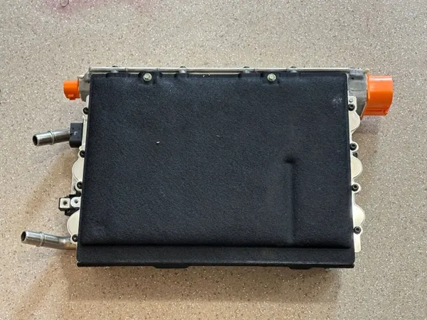 Module de charge onduleur Hyundai IONIQ 5 OEM 364001XABO image 2