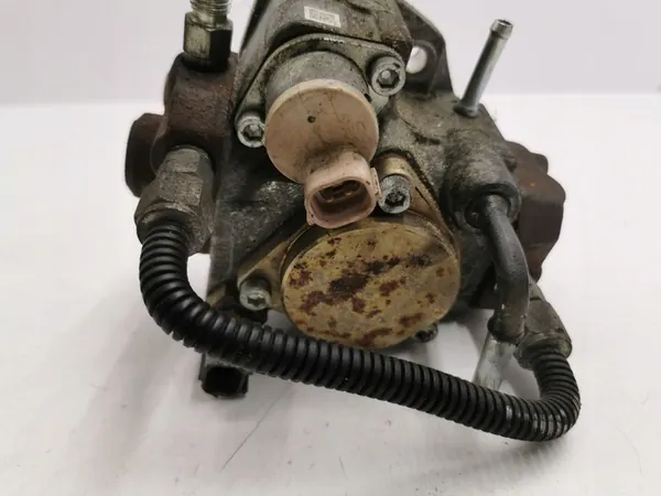 Mazda CX-7 2011 High Pressure Fuel Pump OEM 2940000621 image 4