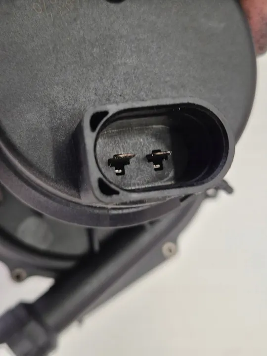 Volkswagen OE 078906601D Toissijainen ilmamittari image 7