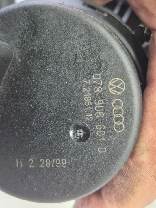 Volkswagen OE 078906601D Toissijainen ilmamittari image 9