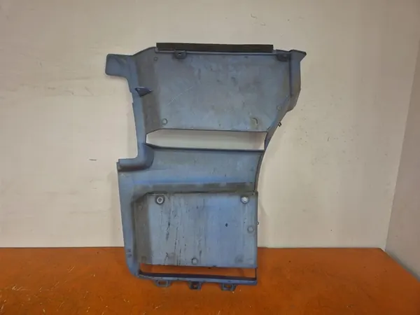 SCANIA R 17 - Couvercle de marchepied droit 2559302 image 4