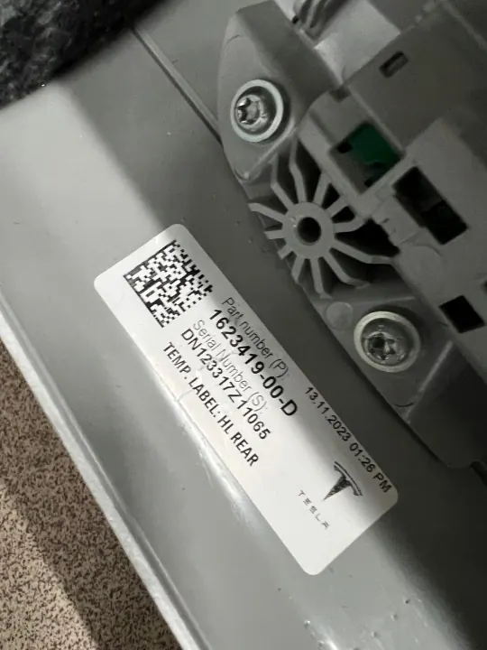 Cobertura de teto solar Tesla OEM 1623419-00-D image 6