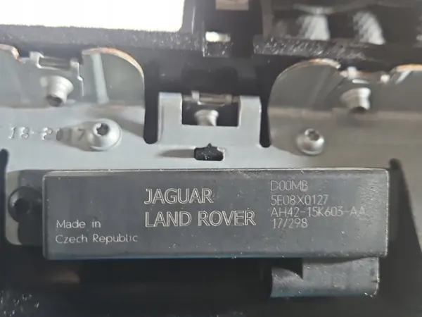 Tunnel OEM BJ32-045C22-A pour Land Rover Range Evoque I image 6