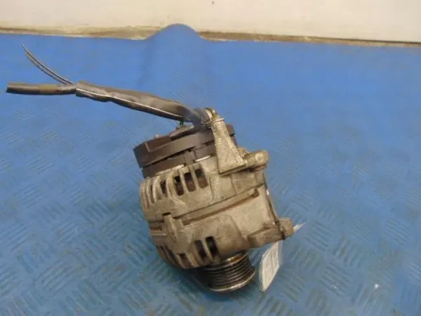 VOLKSWAGEN GOLF IV 1.9TDI Vaihtovirtageneraattori 038903024F image 10