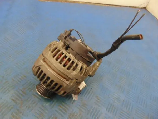 VOLKSWAGEN GOLF IV 1.9TDI Vaihtovirtageneraattori 038903024F image 9