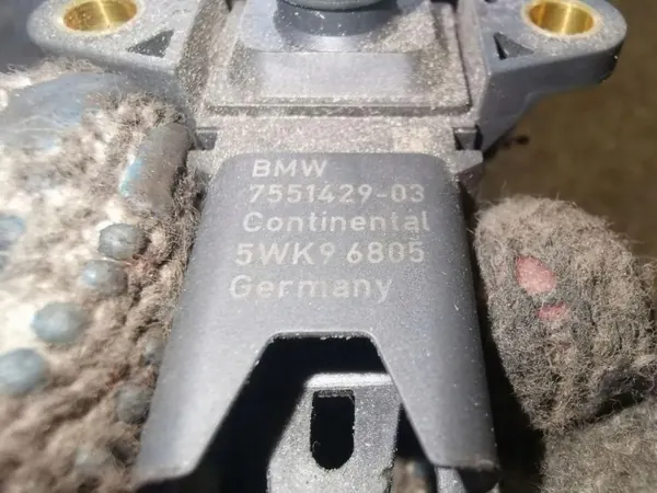 BMW OE 7551429 Trycksensor - Begagnad image 3