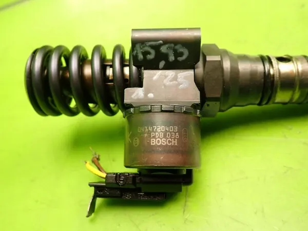 Pompowtryskiwacz AUDI A3 2.0 TDI 2003 image 3