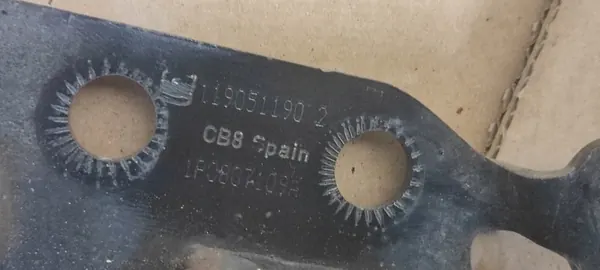 SEAT LEON II TOLEDO III Etupuskuri Tuki image 5