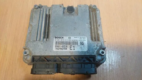 Toyota Motorsteuergerät OE 0281013413 - Gebraucht image 2