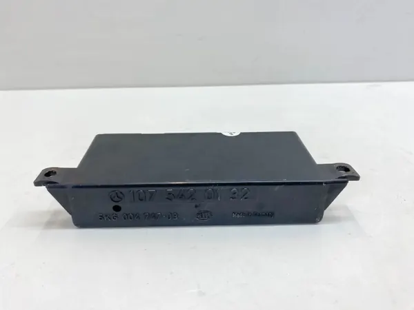 Rele OEM 1075420132 Mercedes-Benz SL R107:lle image 2
