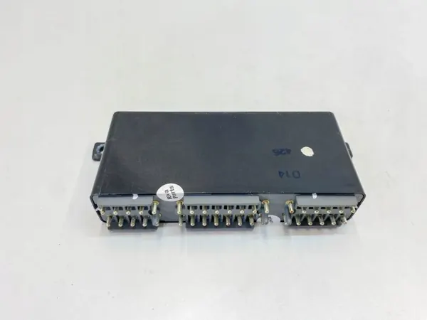 Rele OEM 1075420132 Mercedes-Benz SL R107:lle image 5