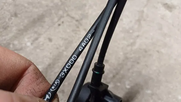 KIA CEED II 12- Cabo do Capô 3X000-4A02 image 3