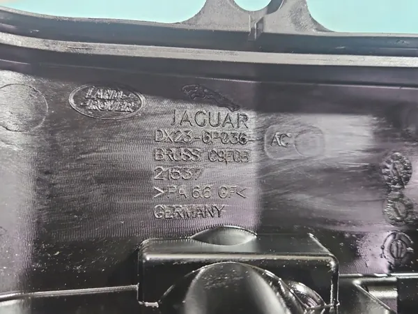 Ventildeckel Jaguar XF II X260 3.0 V6 2015-2020 image 5