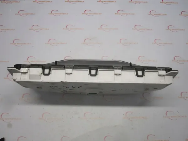 Volvo XC90 I 03r 2.4 Mittaristo OEM 8673269 image 4