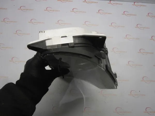 Volvo XC90 I 03r 2.4 Mittaristo OEM 8673269 image 6