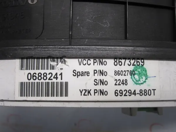 Volvo XC90 I 03r 2.4 Mittaristo OEM 8673269 image 8