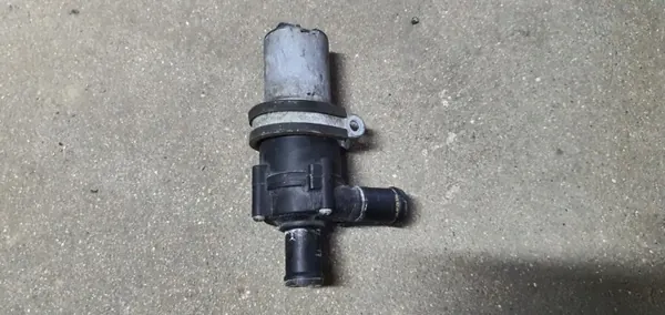Pompe à carburant chauffage auxiliaire Audi OE 8E0963303 image 4