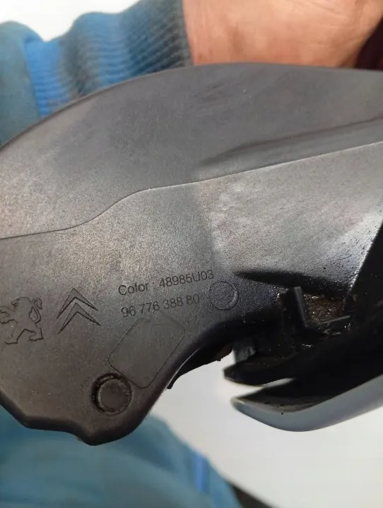 Kraftstoffklappe OEM 48985U03 für Peugeot 2008 I image 5