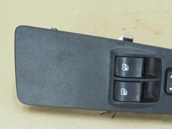 Linker bestuurdersraam paneel Fiat Grande Punto 2009 image 5