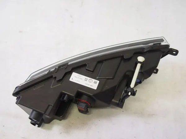 Farol esquerdo Skoda Rapid 2012 5JA941699C image 2