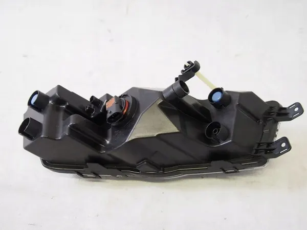 Farol esquerdo Skoda Rapid 2012 5JA941699C image 3