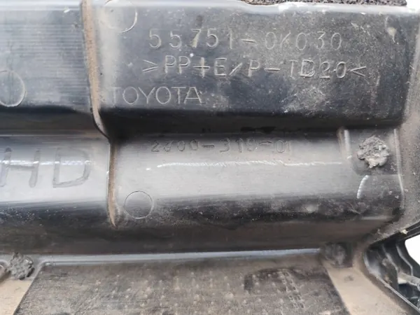 Toyota Hilux Frontscheibenleiste OEM 55751-0K030 2009 image 7