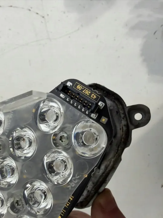 OEM 17173901 Pisca LED Esquerdo Dianteiro BMW F10 F11 image 8