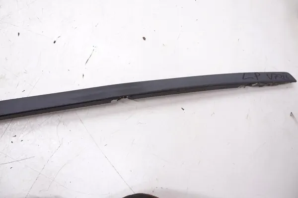 Garniture de fenêtre avant gauche Volvo V70 III 31214492 image 4