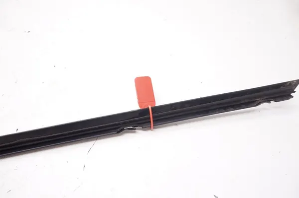 Garniture de fenêtre avant gauche Volvo V70 III 31214492 image 7