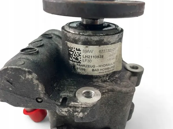 BMW OE 677732101 Servostyrpump - Begagnad image 8