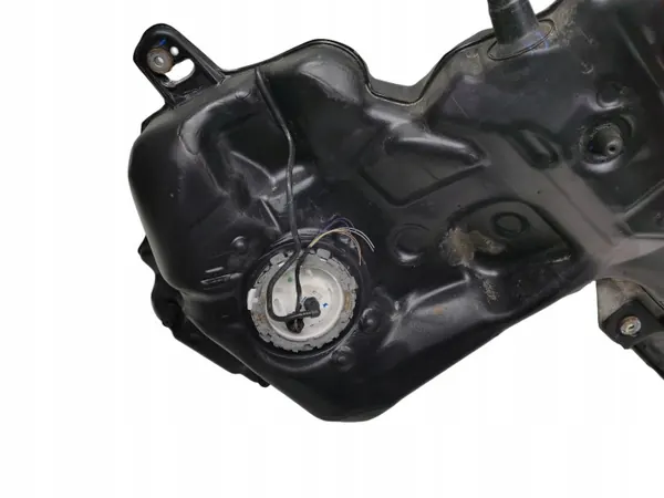 Polttoainesäiliö OEM 4G8201021DB Audi S7 4.0 TFSI:lle image 3