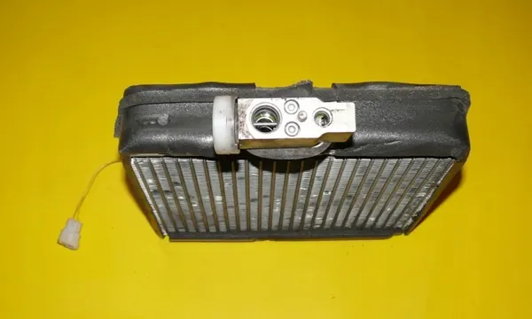 Núcleo do Aquecedor Mitsubishi OE OEM JOK-125-H3 3F8828E08 image 3