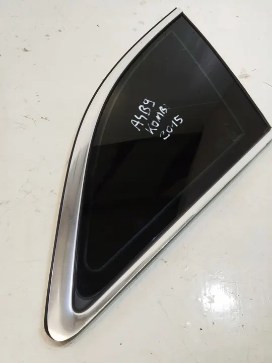 Vitre arrière droite Audi A4 B9 Break OEM 8W9845298B d'occasion image 2