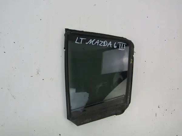 Vidrio triangular puerta trasera izquierda Mazda 6 III GJ OEM AK-6-90832 image 2