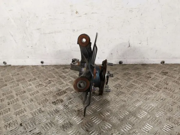 Etupyörän navan OEM FBZ13282 Toyota RAV4:lle image 4