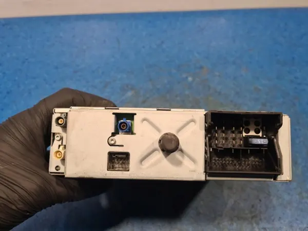 Radio & Navigation Peugeot 308 OEM 96661987XH image 9