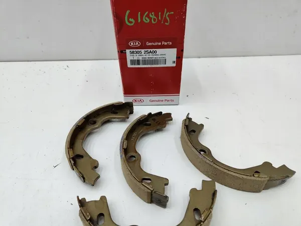 KIA Ceed I Plaquettes de Frein à Main Avant 583052SA00 image 1