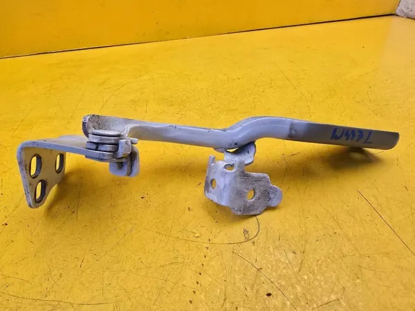 Mercedes VITO W447 Dobradiça Capô Esquerda OEM A4477500051 image 3