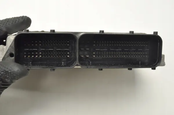 Kia Motorcomputer OEM 39120-2A052 - Gebruikt image 4